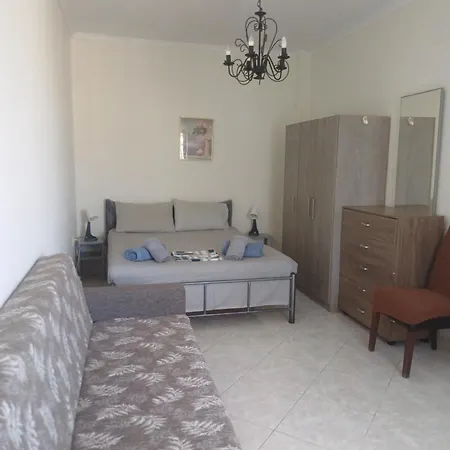 Flogita Holiday Apartments بيت للعطل *