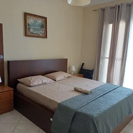 بيت للعطل Flogita Holiday Apartments *