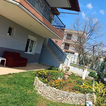 Flogita Holiday Apartments * فلوغيتا